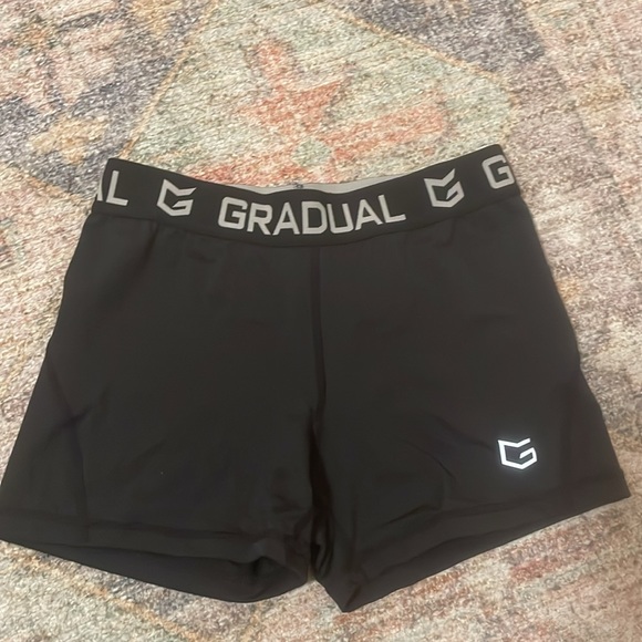 G Gradual Women’s Spandex Compression Volleyball Shorts, 3”, Workout Pro Shorts - Picture 4 of 5